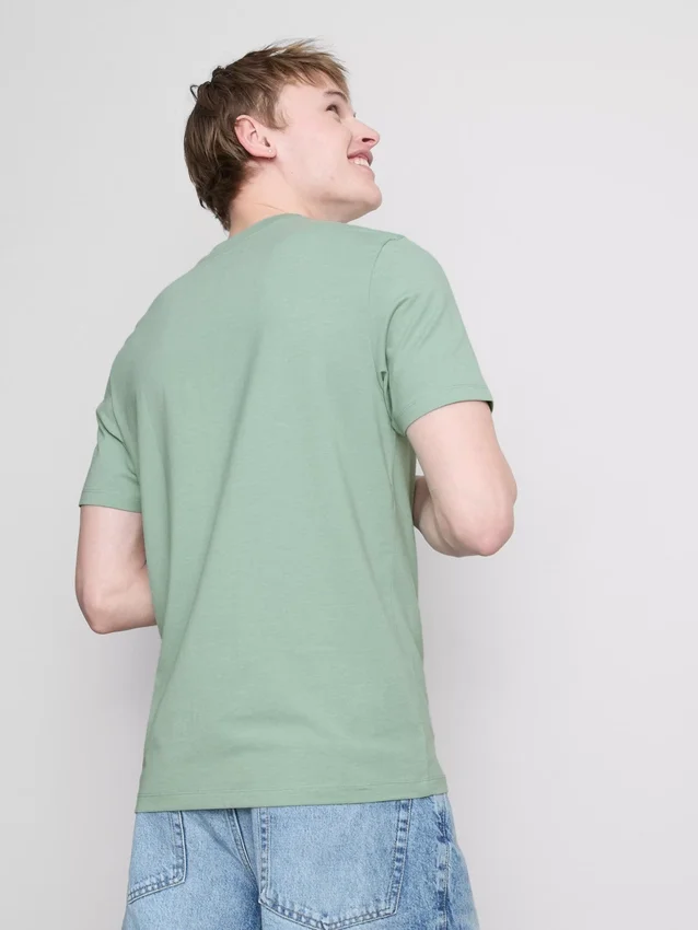 T-shirt med tætsiddende pasform og stretch