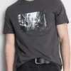T-shirt med Tokyo-gade-grafik