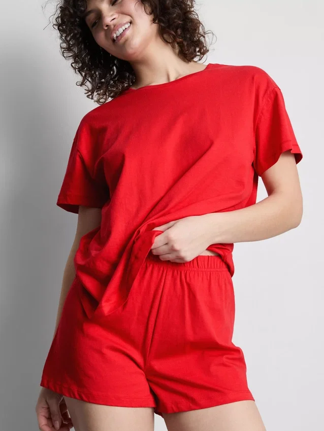 T-shirt og shorts-pyjamasser