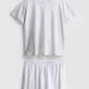 T-shirt og shorts-pyjamasser