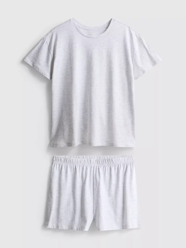 T-shirt og shorts-pyjamasser