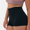 Taljeformende shorts