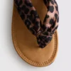 Tanga-sandaler med knude-detalje