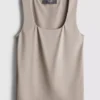 Tanktop med firkantet halsudskæring