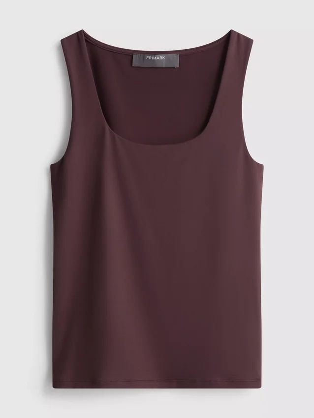 Tanktop med firkantet halsudskæring