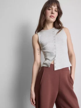 Tanktop med knapper, med højt bomuldsindhold