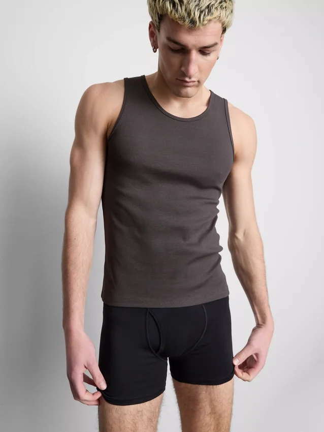 Tanktop med ribkant i slim fit