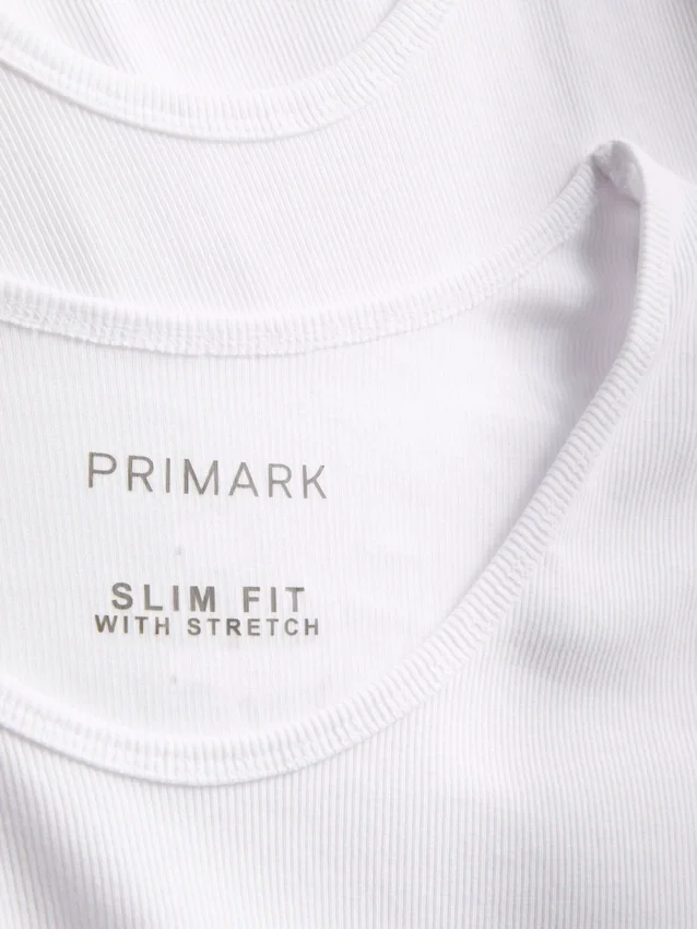 Tanktop med ribkant i slim fit