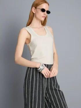 Tanktop med rund halsudskæring og racerryg