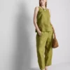 The Edit A-line-top i hør med brede stropper