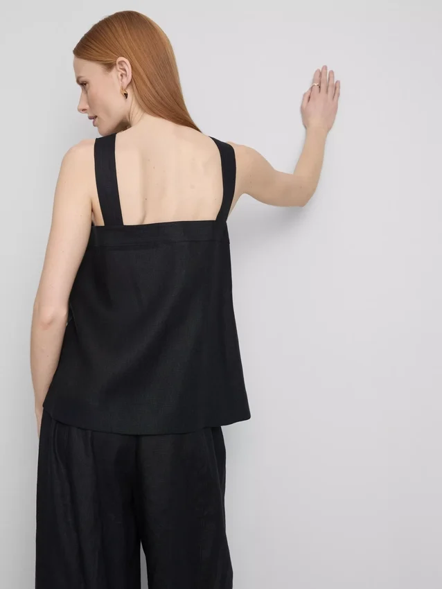The Edit A-line-top i hør med brede stropper