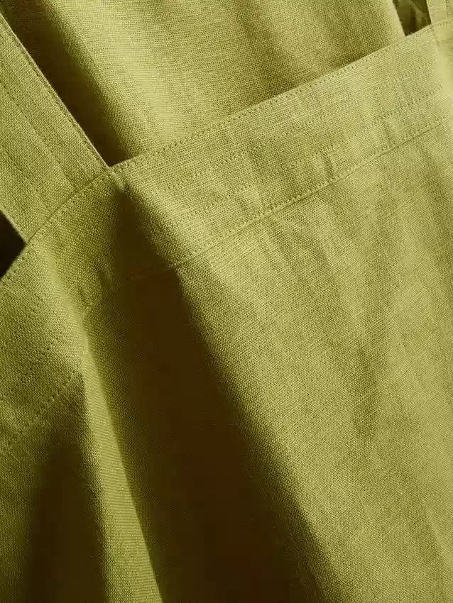 The Edit A-line-top i hør med brede stropper