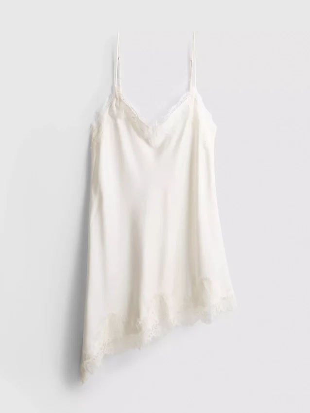 The Edit asymmetrisk slipkjole i satinblonder