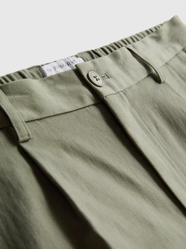 The Edit chino shorts