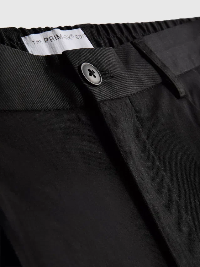 The Edit chino shorts