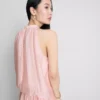 The Edit draperet halterneck-bluse med luftig pasform