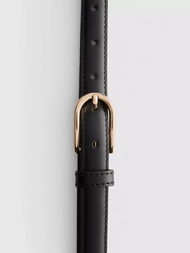 The Edit læderbælte i skinny-stil
