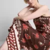 The Edit midi-nederdel i linneblanding med print
