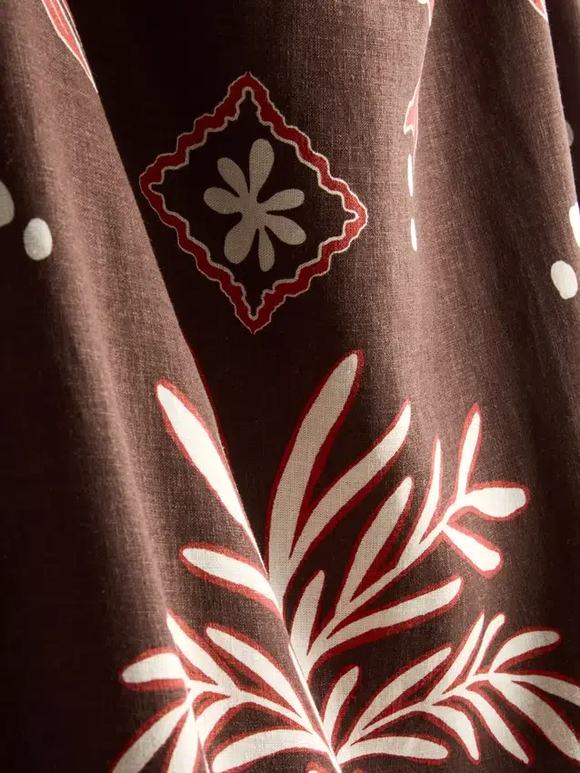 The Edit midi-nederdel i linneblanding med print
