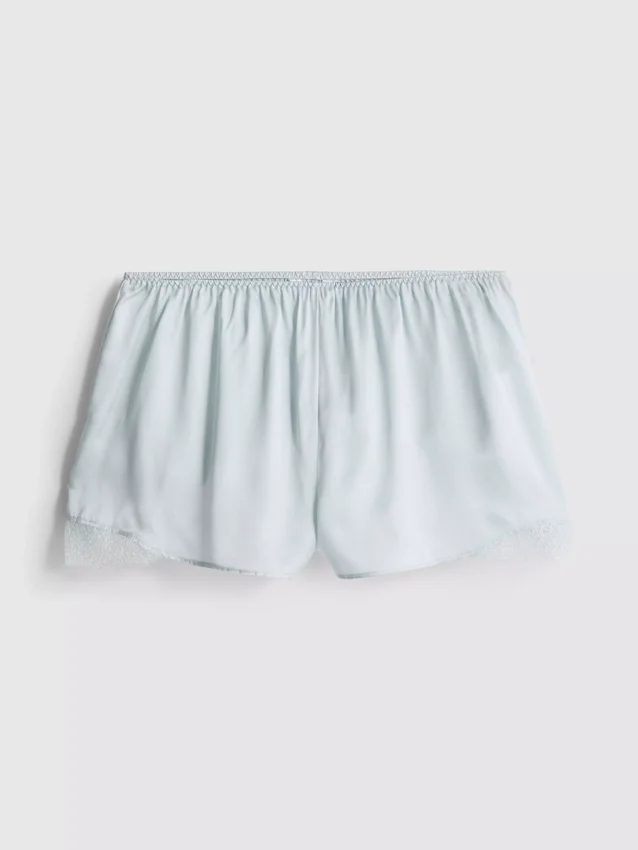 The Edit pyjamasser-shorts i silke-blanding