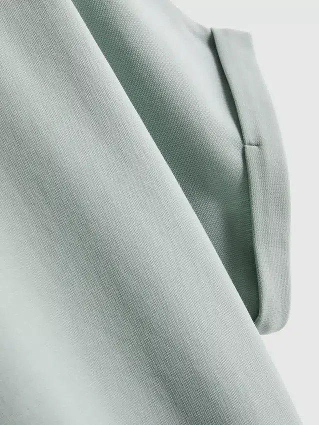 The Edit-t-shirt med synlige sømdetaljer