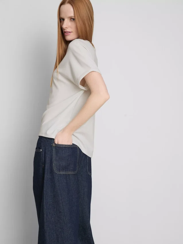 The Edit-t-shirt med synlige sømdetaljer
