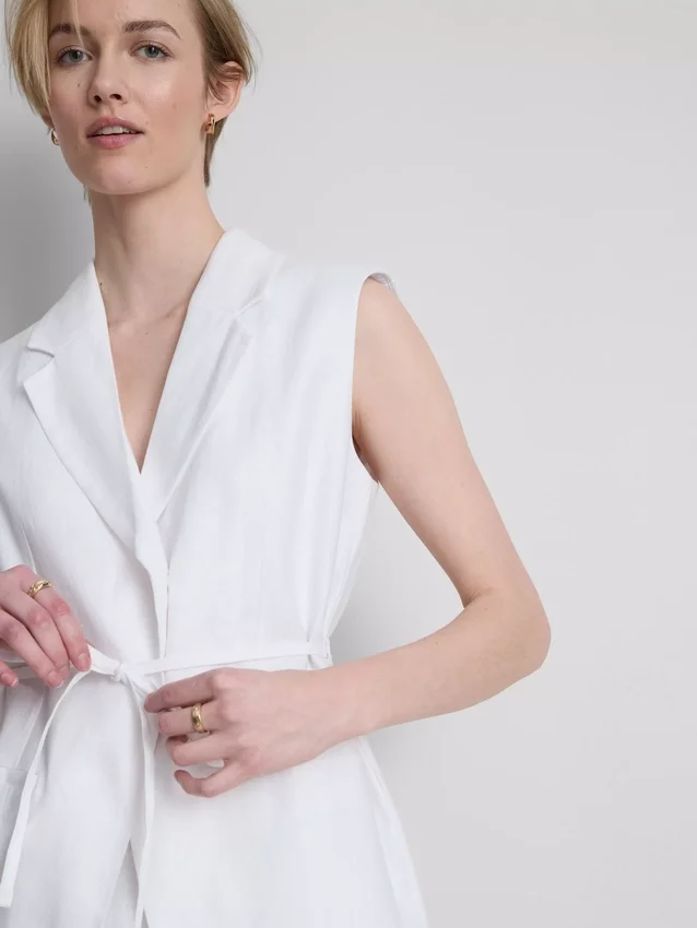 The Edit-vest i hør med bindebånd