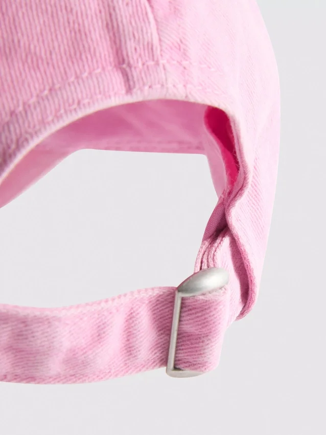 The Primark Scene | broderet baseballkasket med initialer