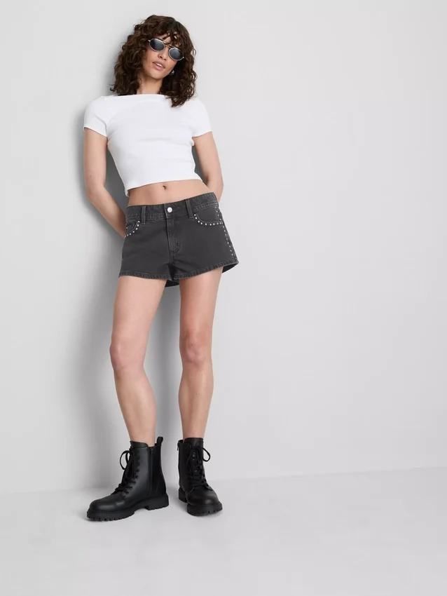 The Primark Scene | Mikro-shorts i bomuldsdenim med nitter