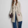 Uundværlig trenchcoat med bælte