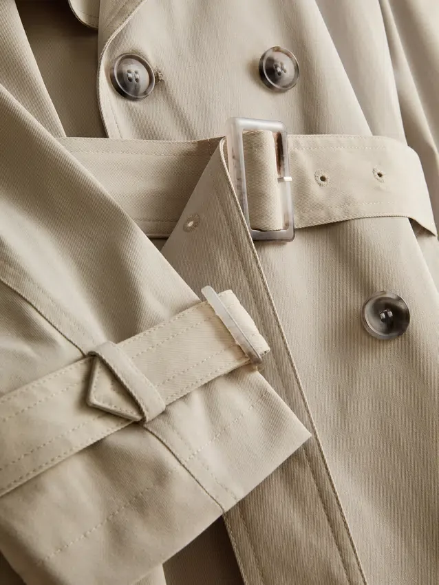 Uundværlig trenchcoat med bælte