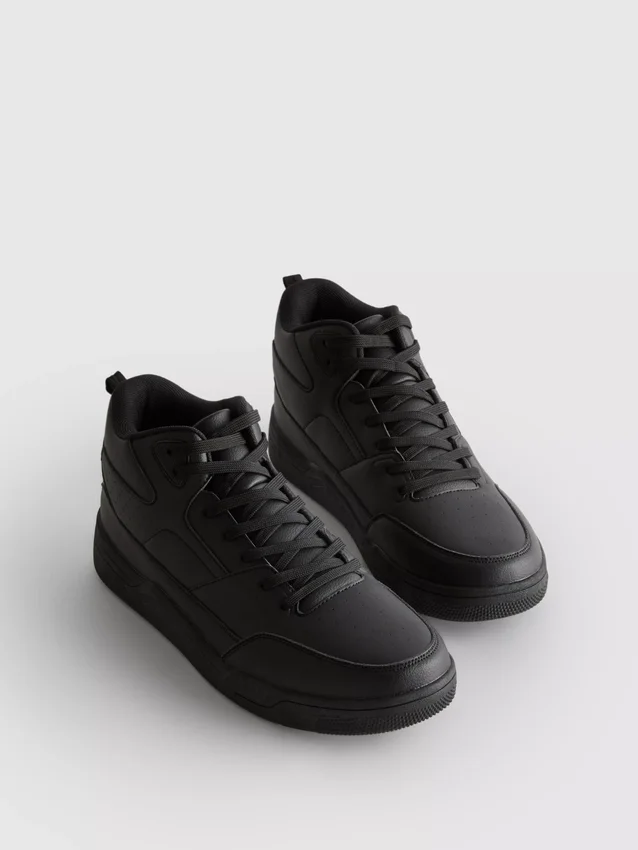 Uundværlige sneakers med høj skaft