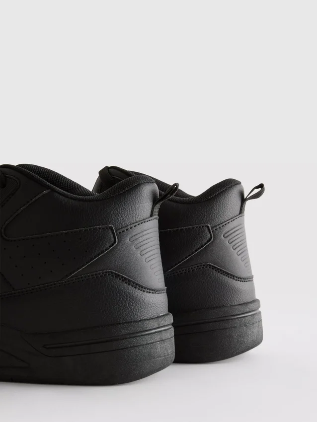 Uundværlige sneakers med høj skaft