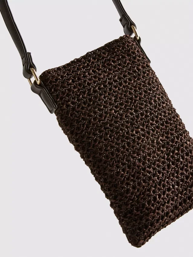 Vævet telefonpose med perler