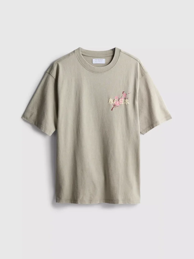 Vasket T-shirt med japansk grafisk print
