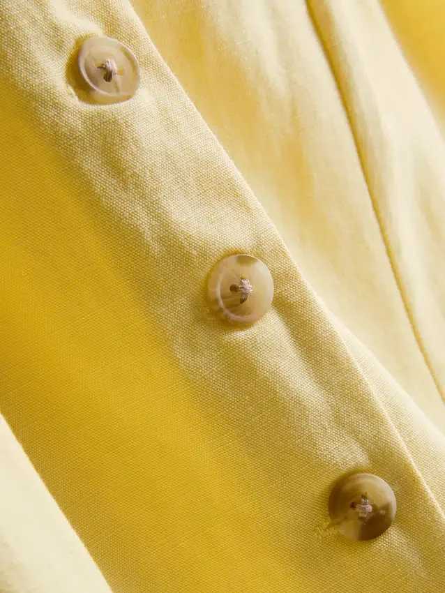 Vest i bomuldsblanding med knapper