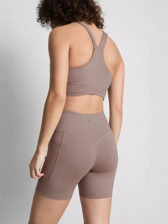 Yogashorts med høj talje